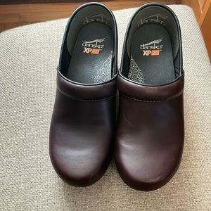 Dansko Clog XP 2.0, size 38, Brown